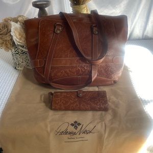 💯% Italian Leather Patricia Nash 3 Piece Set, Shoulder Bag W/ Wallet & Dust bag